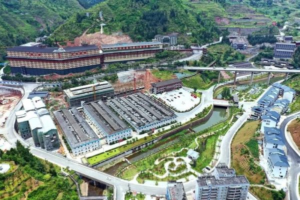 20250808181226584240487