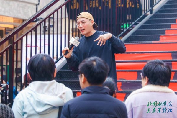 49b59519ef3647089edc972bb35e8459