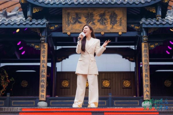 eb73bdd2339d4e7981574f16f722717c