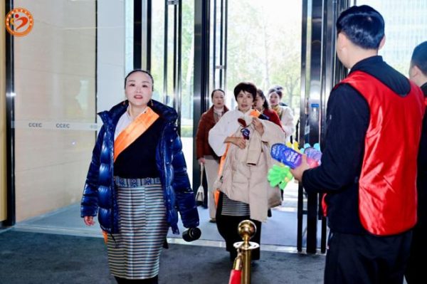 e39a466fdb9a6b39b42433c4f761d029